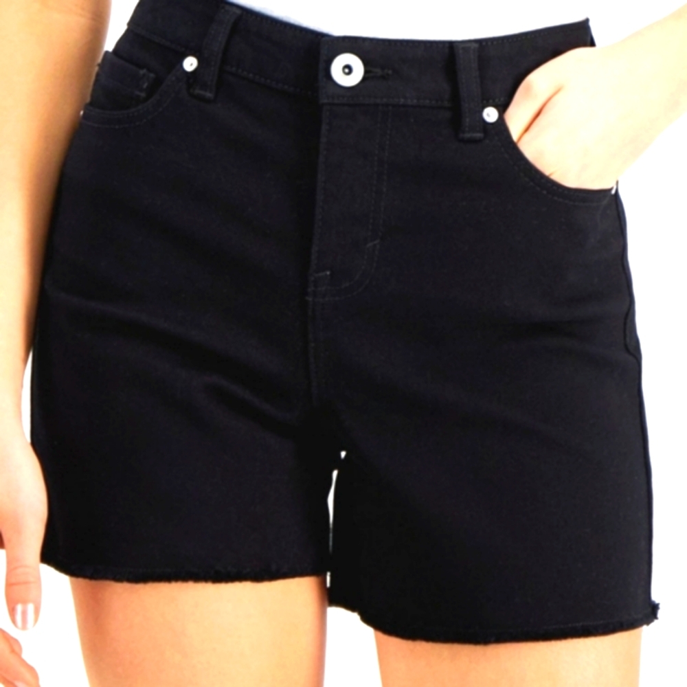 Jet black classic denim shorts with raw hem